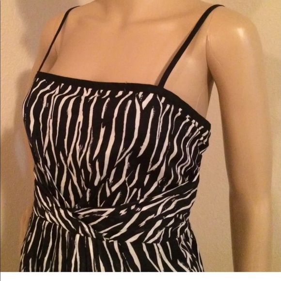 Womens LOFT ANN TAYLOR Dress 100% Cotton Sleeveless Lined B & W color Size 4 - Picture 5 of 6